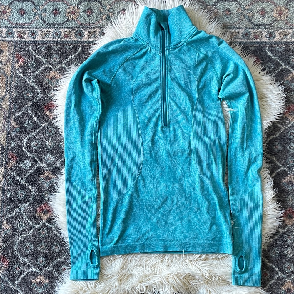 Women's Lululemon turquoise Running Top